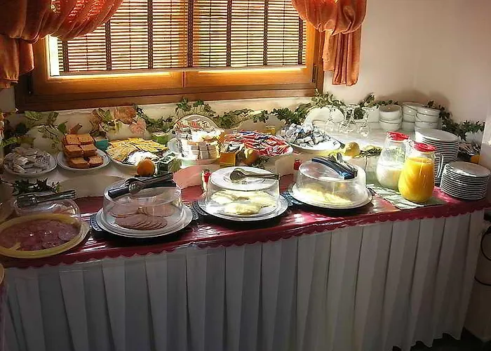 Regina Hotel Vasilátika